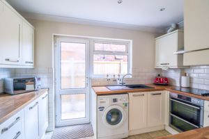 Kitchen- click for photo gallery